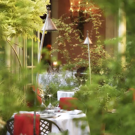 Hotel Le Clair De La Plume - Teritoria