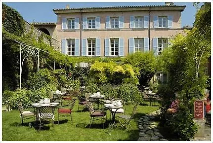 Le Clair De La Plume - Les Collectionneurs Hotel